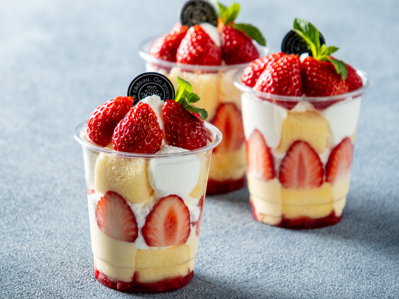 苺のトライフル 1個